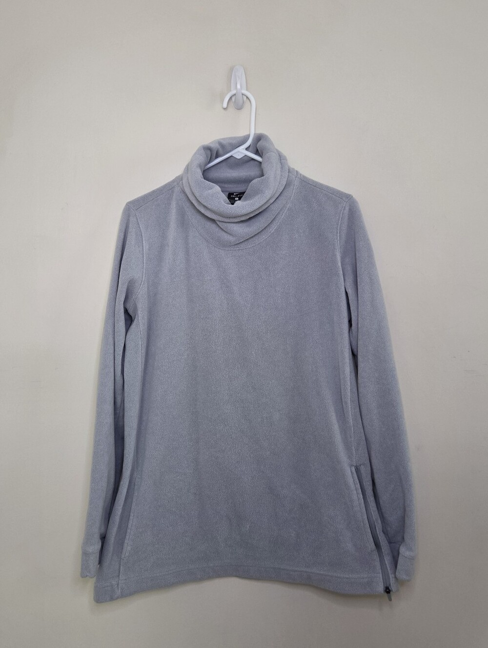 Women's Nike Gray Fleece Turtleneck Pullover Sz Medium